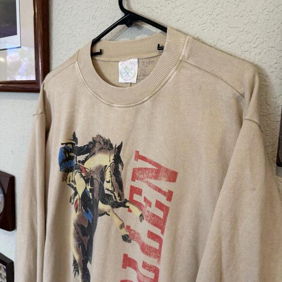 Hrt & Luv Brown Morgan Wallen Country Rodeo Western Sweatshirt Size Medium - Picture 3 of 6